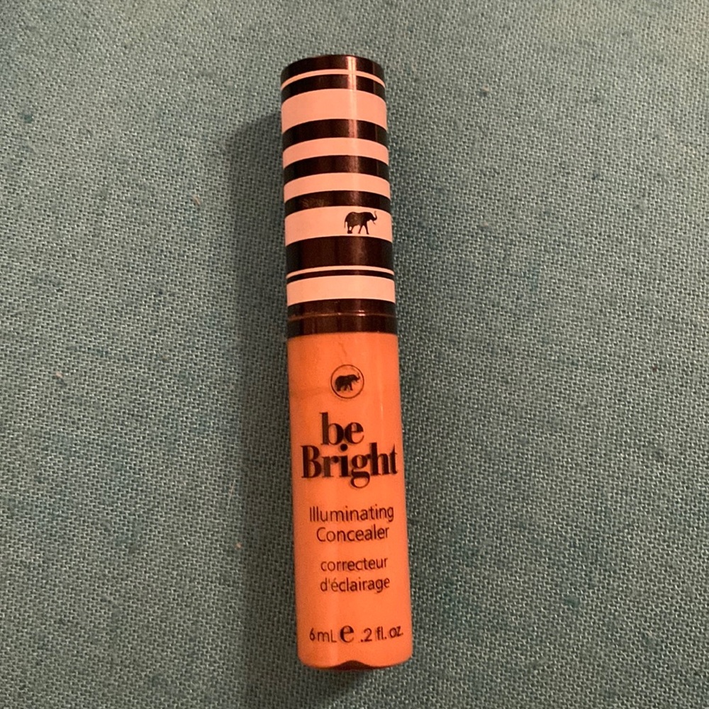 Kokie Professional ~ be Bright illuminating concealer in golden beige!